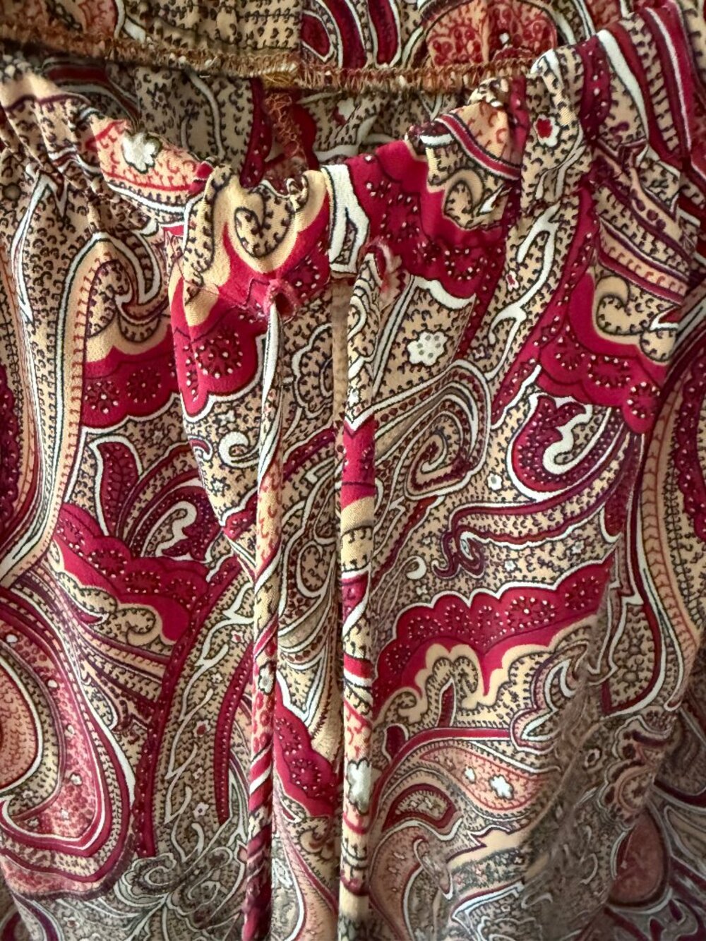Vintage | Paisley Royal Gold Red Wide Leg Resortwear Pants | Large - Picture 4 of 5